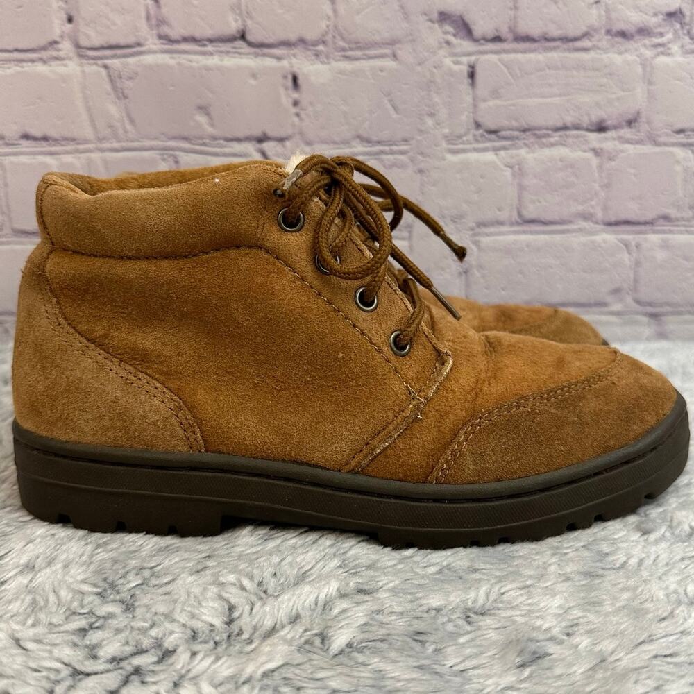 UGG Chestnut Brown Suede Shearling Ankle Boots Women's Size 6